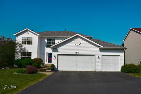 1540 Arquilla Dr, Algonquin, IL 60102 photo 1