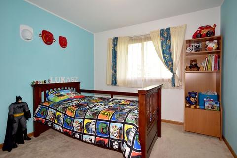 645 N Highview Ave, Addison, IL 60101 photo 15