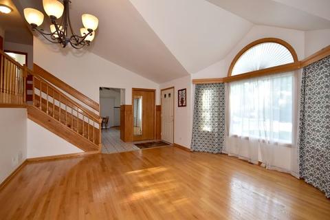 645 N Highview Ave, Addison, IL 60101 photo 7