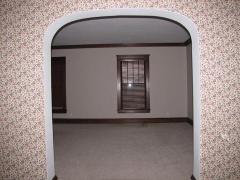 306 E Scott St, Tuscola, IL 61953 photo 7