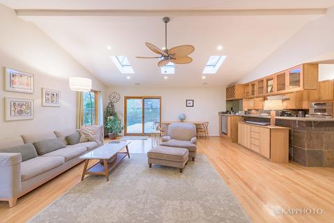 2914 Jerrie Ln, Glenview, IL 60025 photo 9
