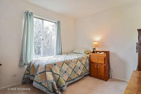 305 Windsor Dr, Roselle, IL 60172 photo 7