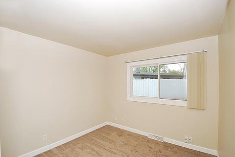 44 Hampton Rd, Montgomery, IL 60538 photo 11