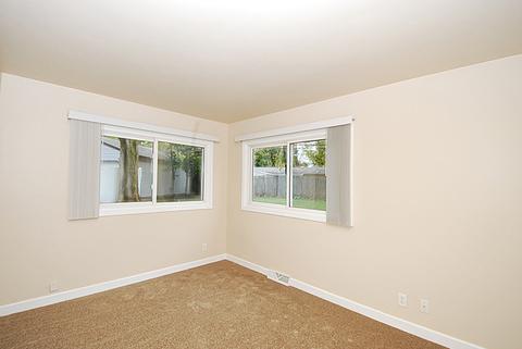 44 Hampton Rd, Montgomery, IL 60538 photo 12