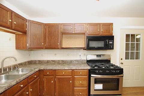 44 Hampton Rd, Montgomery, IL 60538 photo 7
