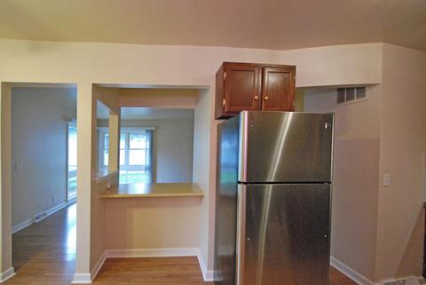 44 Hampton Rd, Montgomery, IL 60538 photo 8