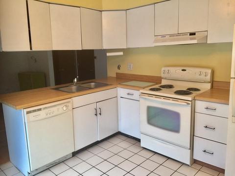 756 Avery Ct, Gurnee, IL 60031 photo 2