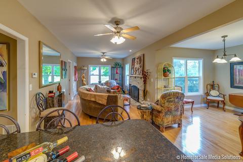 1503 Hill Ave, Wheaton, IL 60187 photo 5