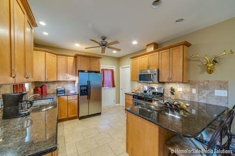 1503 Hill Ave, Wheaton, IL 60187 photo 3