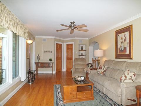 1433 S 6th Ave, Des Plaines, IL 60018 photo 21