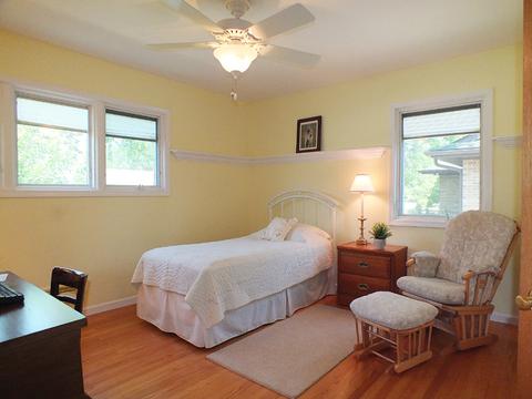 1433 S 6th Ave, Des Plaines, IL 60018 photo 33