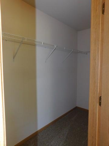 415 Wimbleton Trl, Mchenry, IL 60050 photo 15