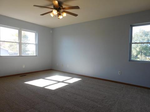 415 Wimbleton Trl, Mchenry, IL 60050 photo 12
