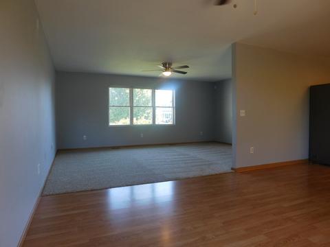 415 Wimbleton Trl, Mchenry, IL 60050 photo 11