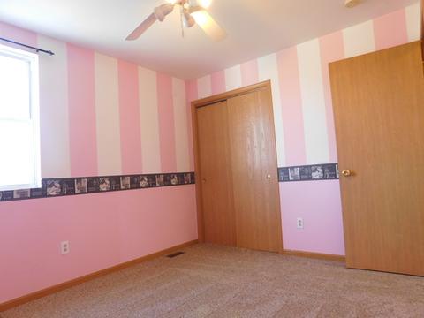 415 Wimbleton Trl, Mchenry, IL 60050 photo 21