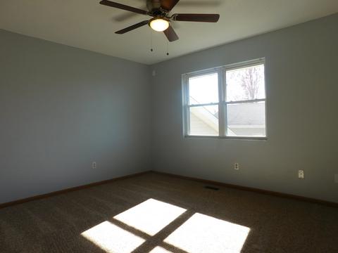 415 Wimbleton Trl, Mchenry, IL 60050 photo 17