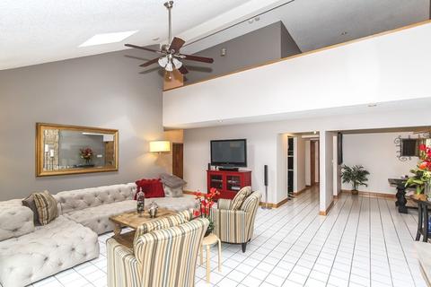 795 Rosedale Ave, Roselle, IL 60172 photo 9