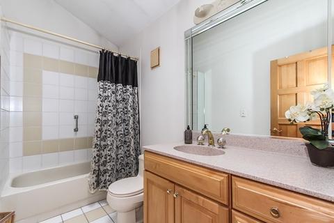 795 Rosedale Ave, Roselle, IL 60172 photo 26