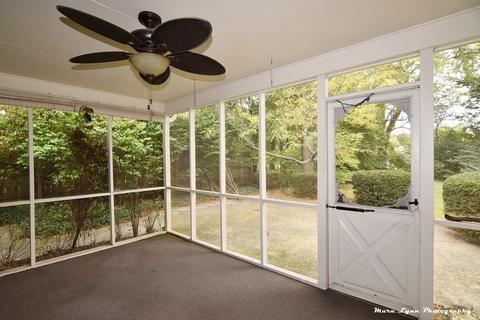 365 Cobblestone Dr, Aurora, IL 60506 photo 6