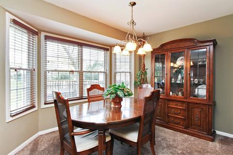 705 W Highgoal Dr, Wheeling, IL 60090 photo 7