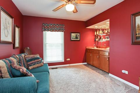 705 W Highgoal Dr, Wheeling, IL 60090 photo 8