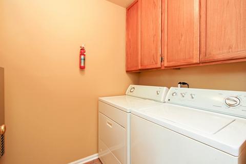 705 W Highgoal Dr, Wheeling, IL 60090 photo 12