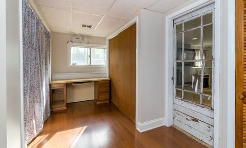 1300 E Prairie Ave, Wheaton, IL 60187 photo 6