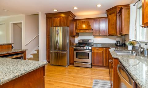 1300 E Prairie Ave, Wheaton, IL 60187 photo 3