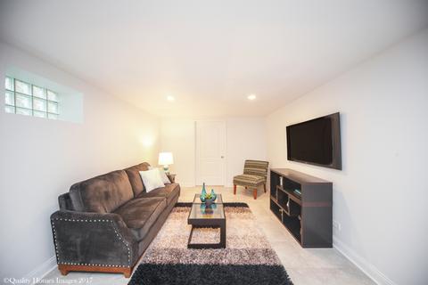 7801 S Champlain Ave, Chicago, IL 60619 photo 18