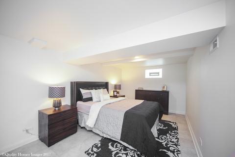 7801 S Champlain Ave, Chicago, IL 60619 photo 19