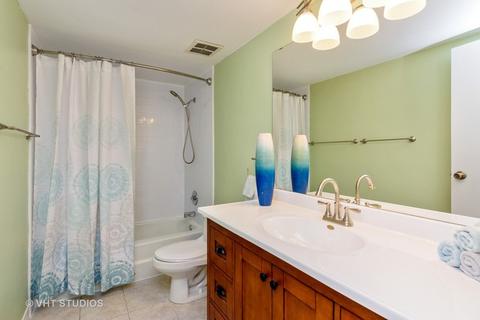 4610 Kings Walk Dr #2D, Rolling Meadows, IL 60008 photo 8