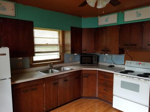 314 Maple St, Prophetstown, IL 61277 photo 3