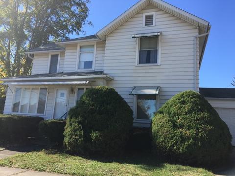 105 S Cherry St, Morrison, IL 61270 photo 1