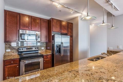 100 E 14th St #3203, Chicago, IL 60605 photo 4