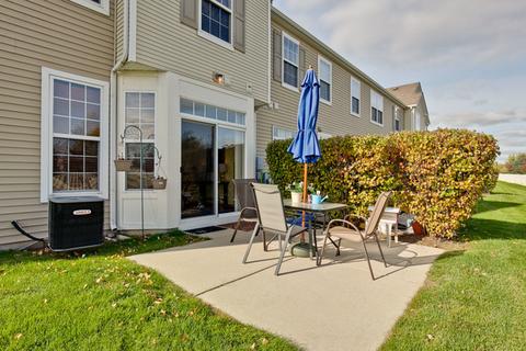 2400 Evergreen Cir, Mchenry, IL 60050 photo 15