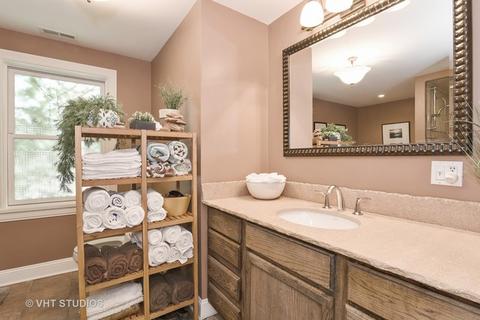 2145 Forestview Rd, Evanston, IL 60201 photo 10