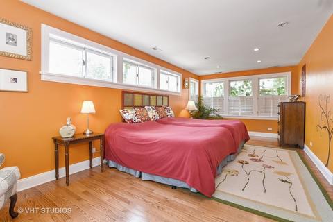 2145 Forestview Rd, Evanston, IL 60201 photo 9