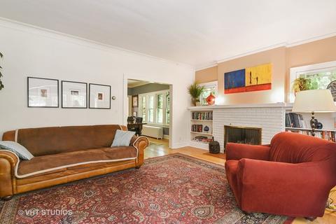 2145 Forestview Rd, Evanston, IL 60201 photo 3