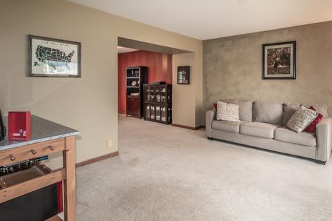 1401 Major Dr, Plainfield, IL 60586 photo 4