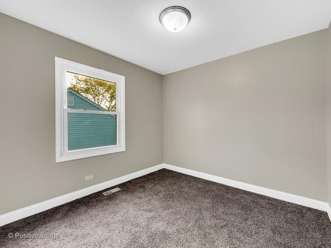 127 E Mcclellan St, Bartlett, IL 60103 photo 11