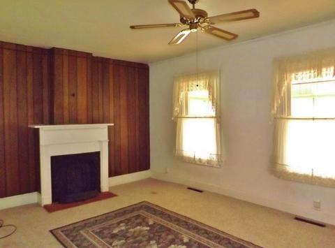 718 E Washington St, Morris, IL 60450 photo 7