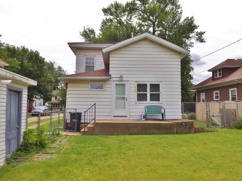 718 E Washington St, Morris, IL 60450 photo 3