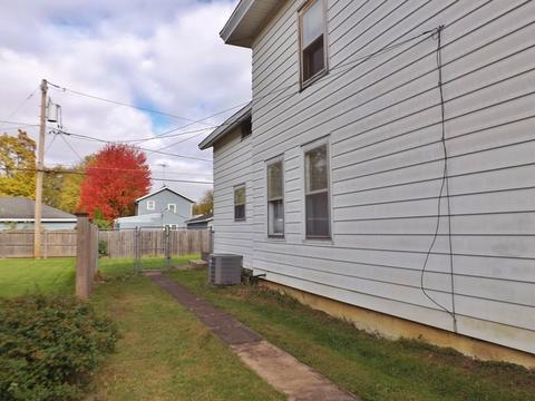 718 E Washington St, Morris, IL 60450 photo 27