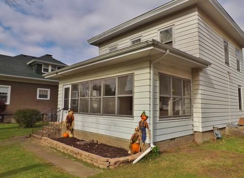718 E Washington St, Morris, IL 60450 photo 4