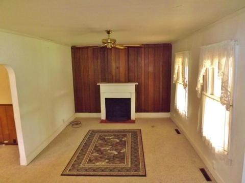 718 E Washington St, Morris, IL 60450 photo 5