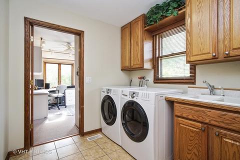 534 May St, Roselle, IL 60172 photo 14