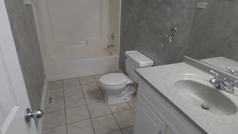 655 Surf Ter, Wauconda, IL 60084 photo 3