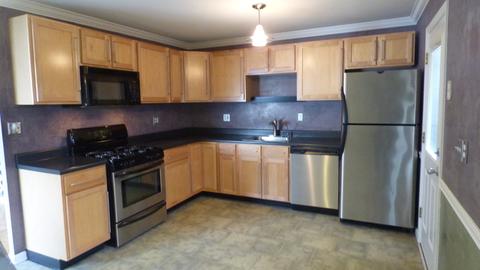 655 Surf Ter, Wauconda, IL 60084 photo 2