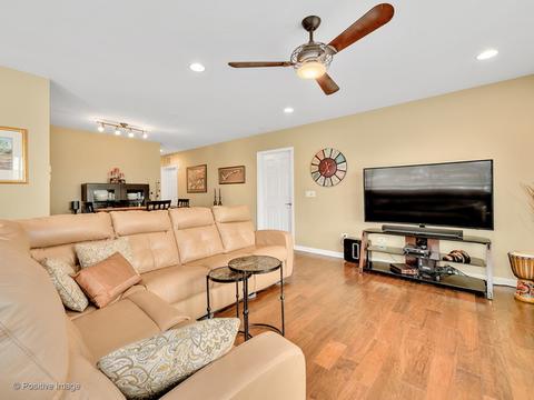 255 E Liberty Dr #401, Wheaton, IL 60187 photo 7