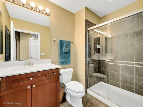 255 E Liberty Dr #401, Wheaton, IL 60187 photo 14